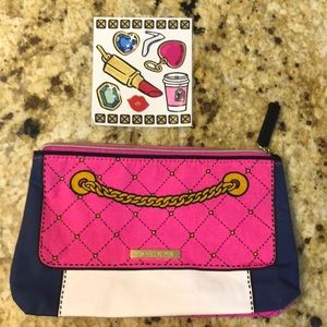 Estée Lauder makeup bag brand new pouch